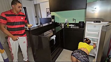 Dia de jogo e eu comemorando fudendo a buceta da minha sogra milf gostosa (COMPLETO NO RED)